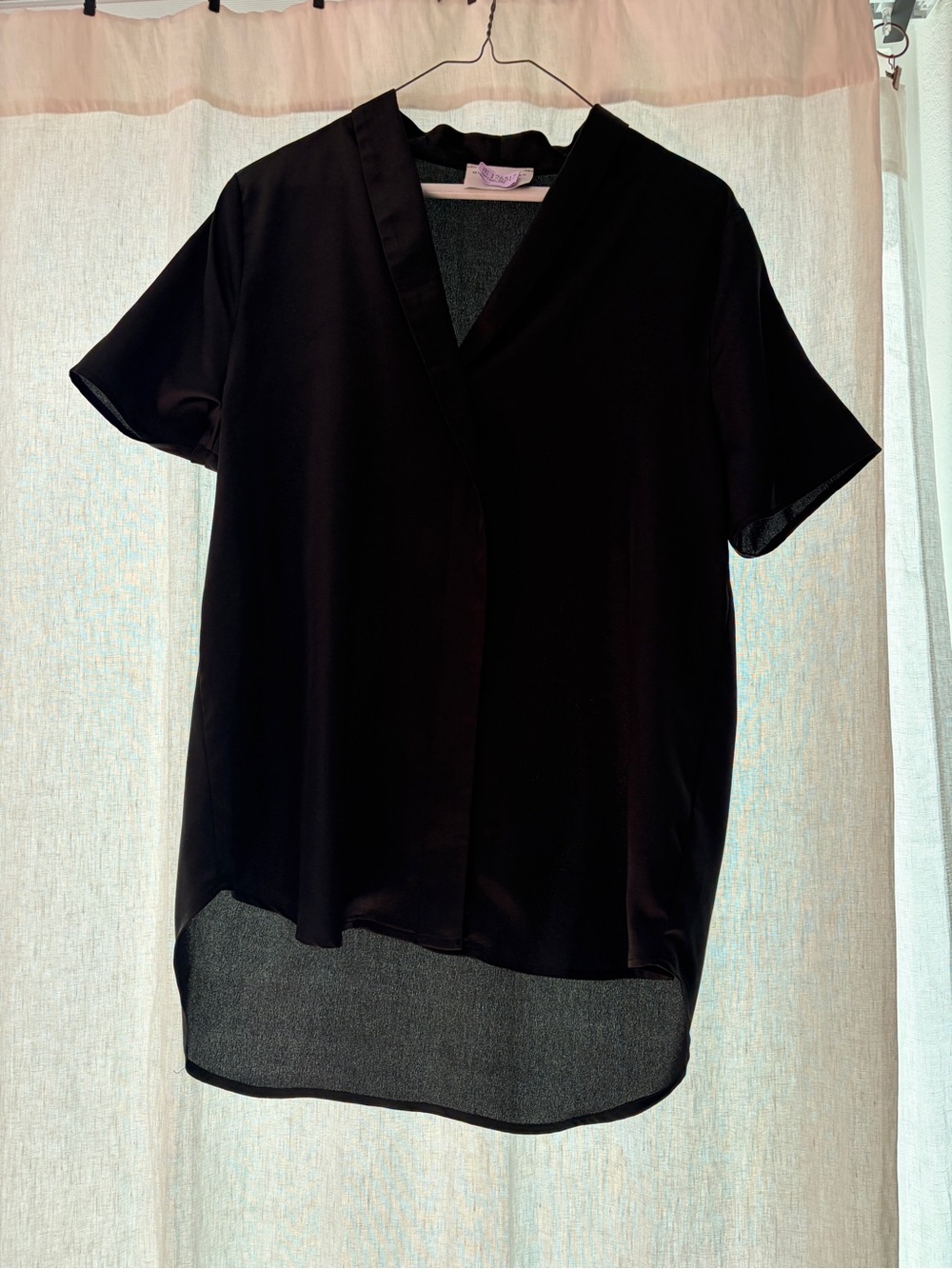 Modern Citizen Satin Black V-Neck Short Sleeve Blouse